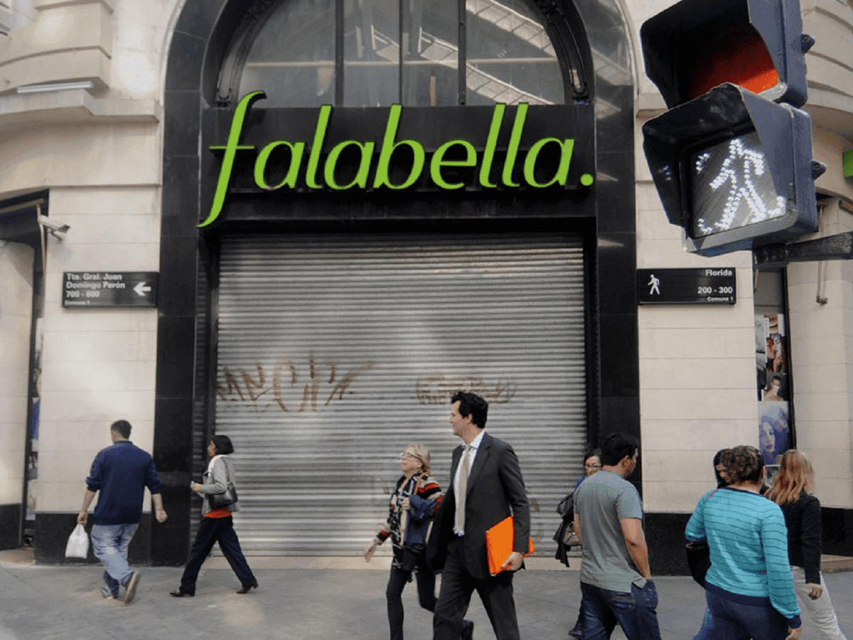 Falabella terminará de cerrar todos sus locales en Argentina para enfocarse en la venta por internet