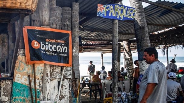 FMI advierte a El Salvador de importantes riesgos legales y económicos por nueva ley bitcoin