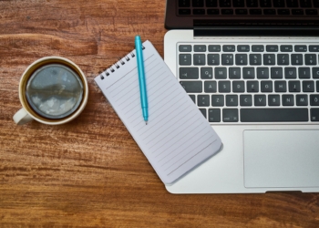 ¿Sirve realmente un certificado de Coursera o Udemy en mi currículum?