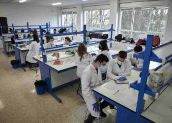 Nuevo decreto que pondrá fin a las Carreras Universitarias de tres años en España