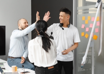 ¿Eres un energizador? Estas son las características que los definen y les permite ascender rápidamente en la escalera corporativa