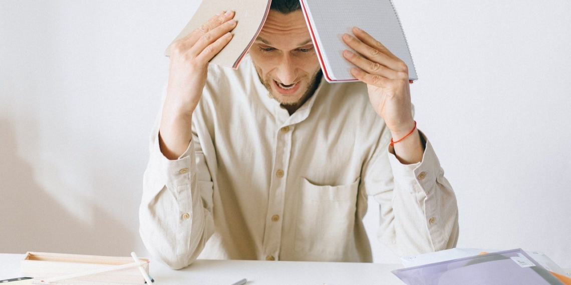 ¿Qué es el estrés laboral, el burnout y cómo manejarlo?