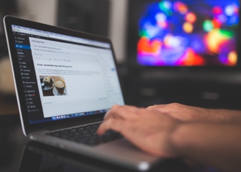 4 sencillos pasos para crear un blog que genere ingresos