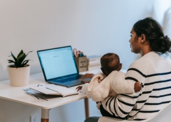 ¿Cómo emprender cuando eres mamá?