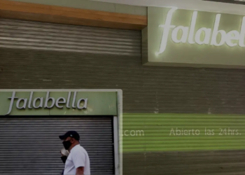 Falabella: ¿Cómo pudo el gigante del retail perder su grado de inversión?