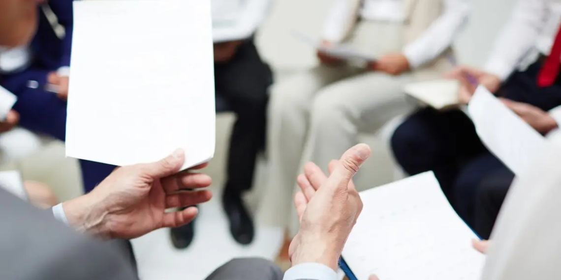 El lenguaje secreto de las manos: Domina la comunicación no verbal para el éxito empresarial