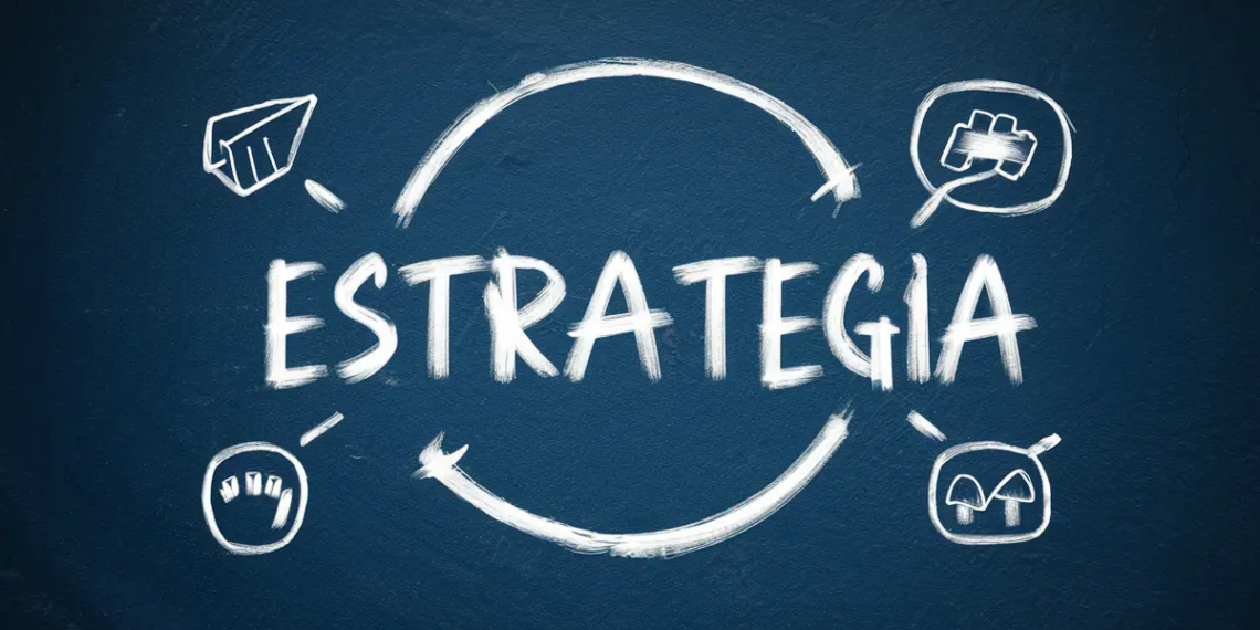 ¿Cómo implementar una estrategia empresarial exitosa en tu negocio?