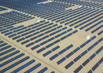 China enciende la granja solar más grande del mundo