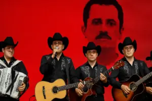 Estados Unidos cancela visa a Los Alegres del Barranco por homenaje al narco